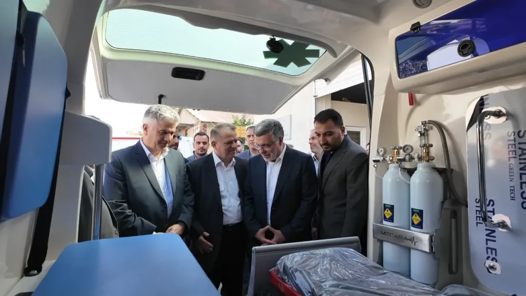 رونمایی از ۸۴ دستگاه آمبولانس بیمارستانی و پیش بیمارستانی با حضور وزیر بهداشت