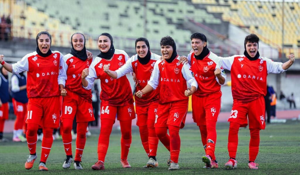 زنان پرسپولیس در آستانه قهرمانی آسیایی حمایت باشگاه از فوتبال بانوان