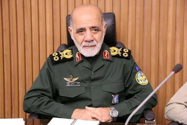 سرلشکر عبداللهی عزم مجددی برای تقویت دفاع کشور لازم است
