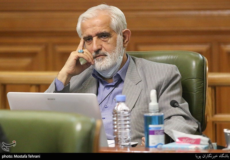 سروری عقب نشینی در شرایط جنگی امضای سند نابودی و تجزیه ایران است