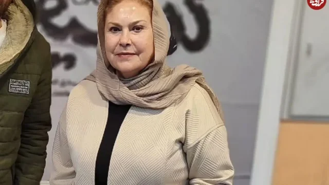 سفر به دهه ۸۰ با عکس یادگاری حمیده خیر آبادی و مهرانه مهین ترابی