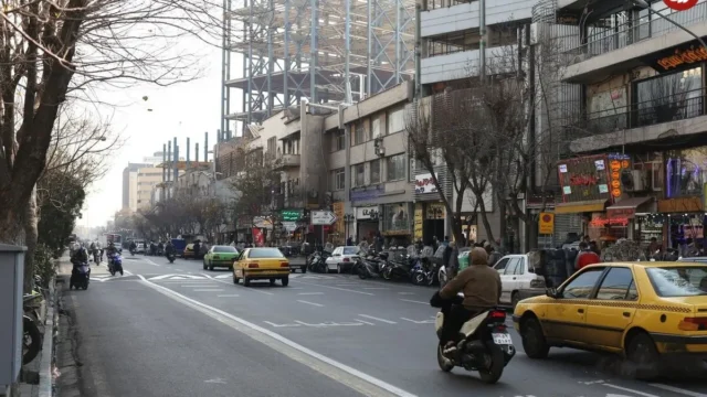 سفر به سال ۱۳۵۷ خیابان جمهوری تهران در یک نگاه تاریخی