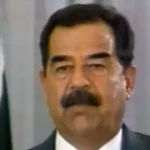 سفر به گذشته صدام حسین در حال شنا در رودخانه ای عراقی