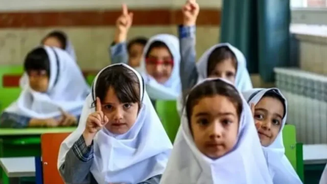 شایعات تعطیلی مدارس تکذیب شد آموزش حضوری ادامه دارد