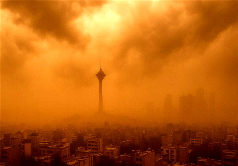 طوفان در پایتخت قطع برق در برخی مناطق تهران