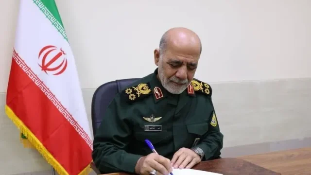 عبداللهی عزم جمعی برای پیشبرد مأموریت های وزارت دفاع ضروری است