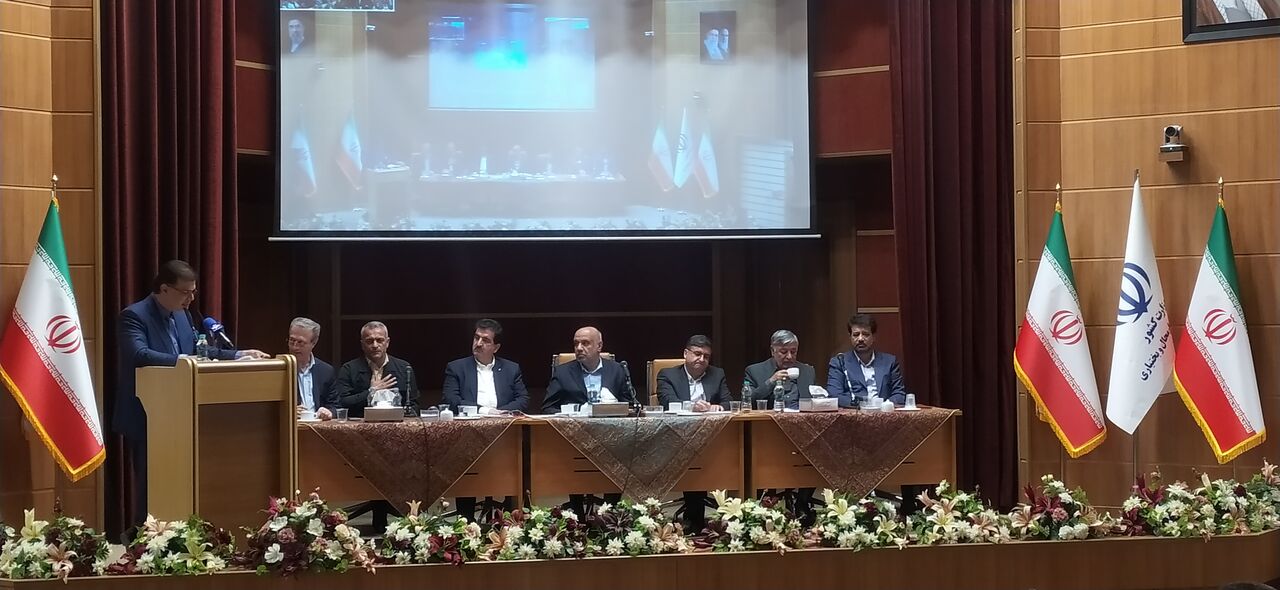 فراخوان نمایندگان چهارمحال و بختیاری برای بهبود معیشت و اشتغال در استان