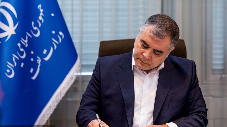 قدردانی وزیر پیشین نفت از تلاش کارکنان صنعت نفت