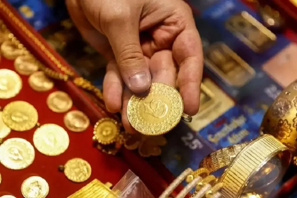 قیمت جهانی طلا امروز به ۴۱۵۰ دلار رسید