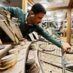 قیمت جهانی طلا امروز به ۴۱۶۴ دلار رسید