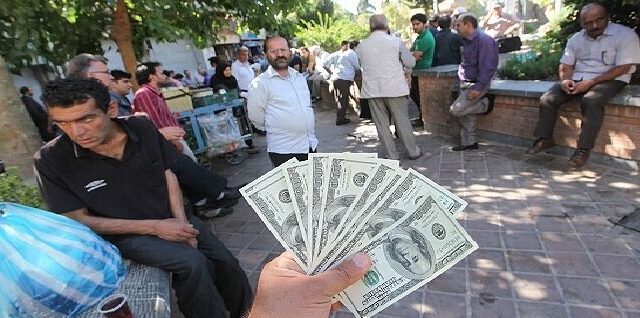 قیمت دلار و یورو در ۹ آبان ۱۴۰۵ دلار به ۲۷۰۵۰۰ تومان رسید