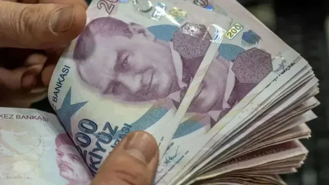 قیمت لیر ترکیه به ۵۴۶۰ تومان رسید و افزایش هفتگی داشته است