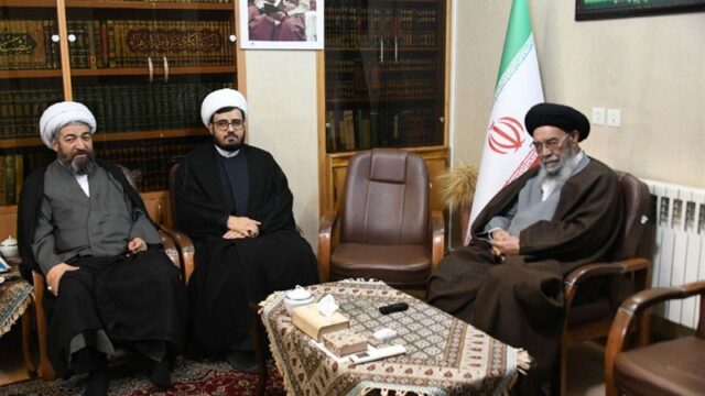 لزوم حمایت معیشتی از طلاب مستعد برای جلوگیری از ترک تحصیل