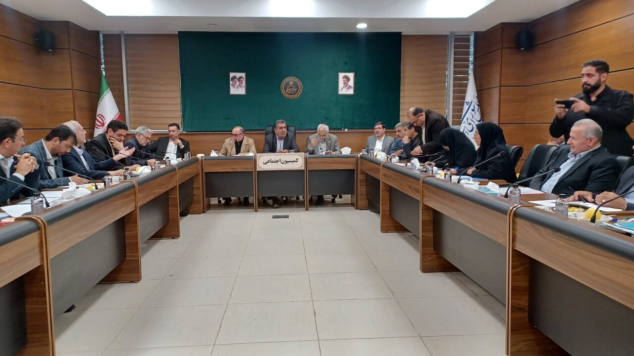 مجلس کمیسیون اجتماعی اصلاح ماده ۱۰۶ برای افزایش حقوق بازنشستگان دولت