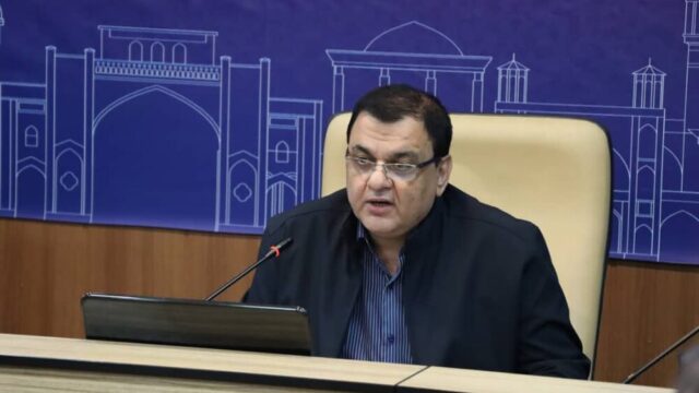 مدیرکل تعاون فارس کرامت مراجعان نباید تحت تأثیر مشکلات اداری قرار گیرد