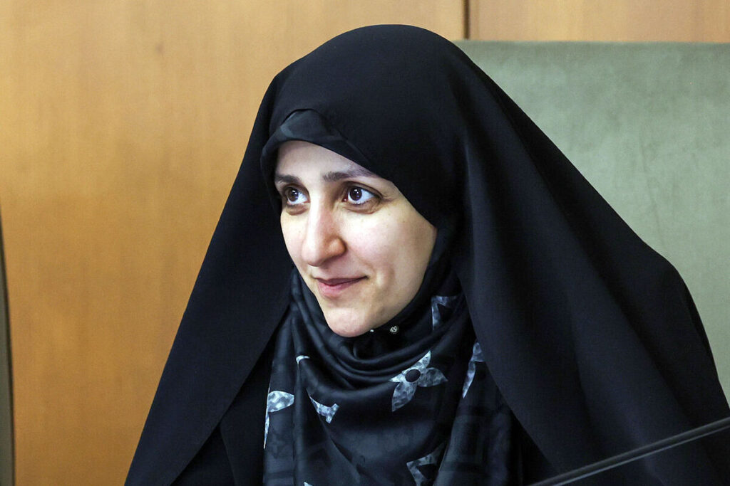 معاون رئیس جمهور در امور زنان و خانواده بیش از ۵۷۰۰ زن در عرصه های مختلف مدیریتی فعالیت می کنند تصویب سند ملی اشتغال زنا