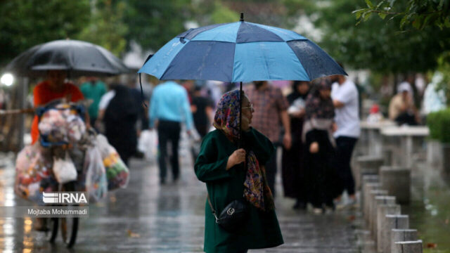 موج بارشی تازه در کشور باران و باد شدید تا ۳ آبان احتمال خسارت به کشاورزی و گلخانه ها