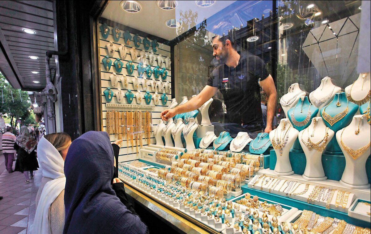 نوسانات قیمت طلا و سکه در آستانه ۷ آبان ۱۴۰۵