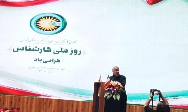 نیکزاد آمریکا قدرت ایستادگی ملت ایران را دست کم گرفت