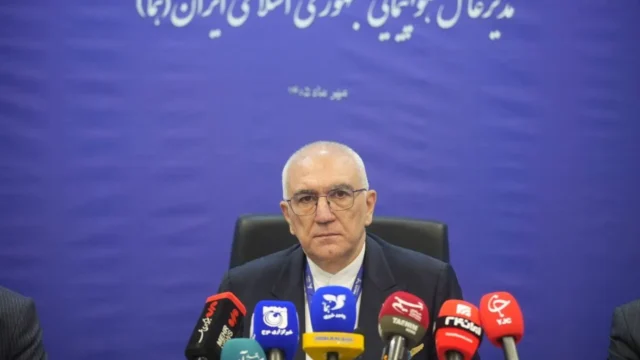 هما از خصوصی سازی ایران ایر به شدت ابراز مخالفت کرد