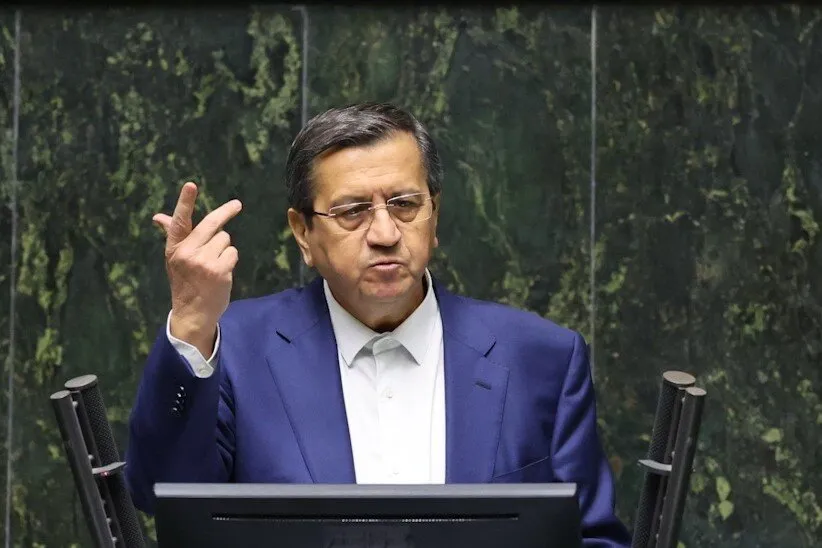همتی ذخایر ارزی کشور همچنان پایدار است
