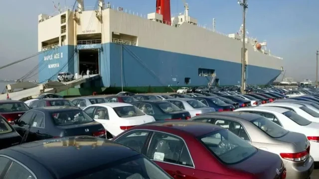 واردات خودرو از محل ارز بودجه ۱۴۰۴ به دلیل محدودیت ارزی متوقف شد