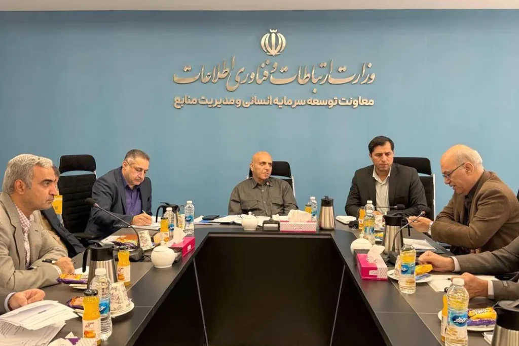 وزارت ارتباطات کمیته ای برای حل مشکلات بازنشستگان مخابرات تشکیل می دهد