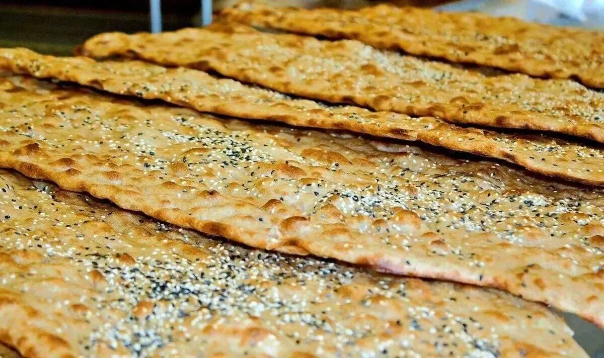 وزن نان سنگک رئیس اتاق اصناف توضیح داد