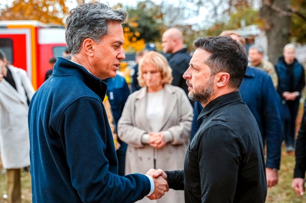 وزیر خارجه انگلیس در کی یف حمایت از اوکراین هرگز کاهش نخواهد یافت
