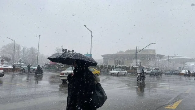 وضعیت آب وهوای کشور امروز دوشنبه ۴ آبان امروز این استان ها بارانی است