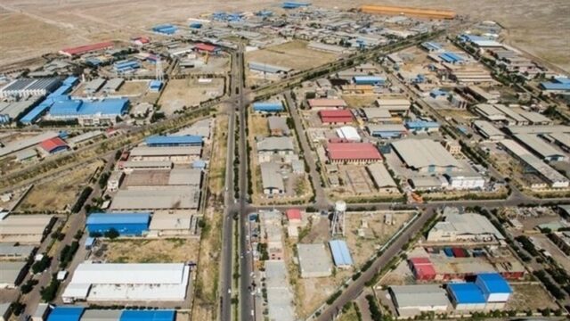 پارسیلون خرم آباد بلاتکلیفی 23 ساله و انباشت بدهی های نگران کننده