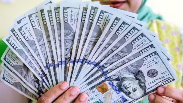 پیش بینی قیمت دلار برای چهارشنبه ۲۹ مهر ۱۴۰۵ به چه سمت خواهد رفت