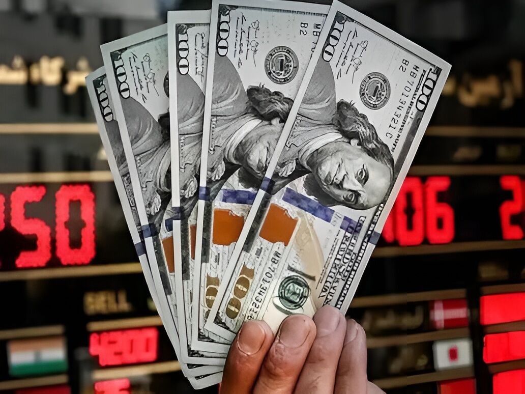 پیش بینی قیمت دلار فردا تحلیل بازار ارز در انتظار تصمیمات سیاسی