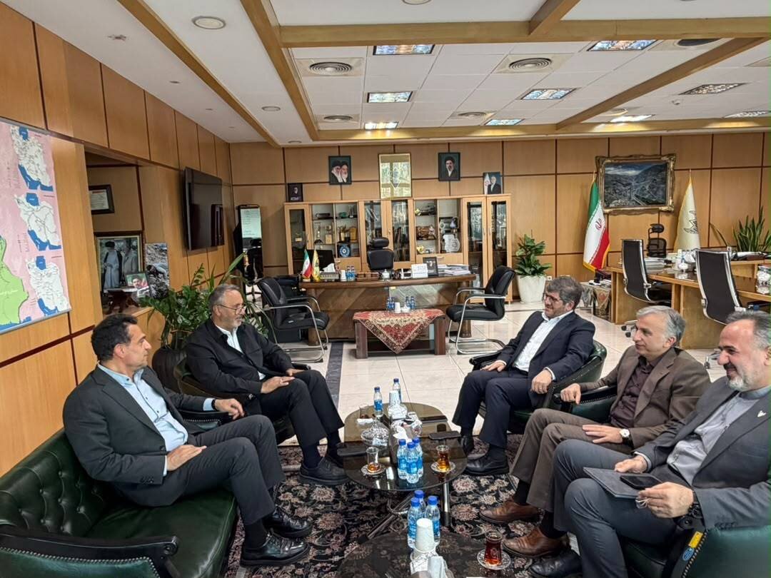پیگیری راه اندازی دهکده لجستیک و بندر خشک جهرم
