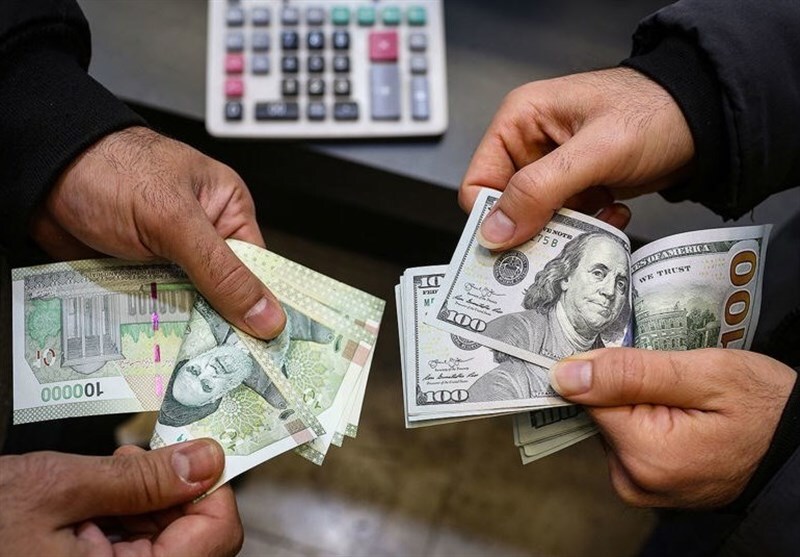 کاهش شدید قیمت دلار به زیر ۲۷۰ هزار تومان در بازار
