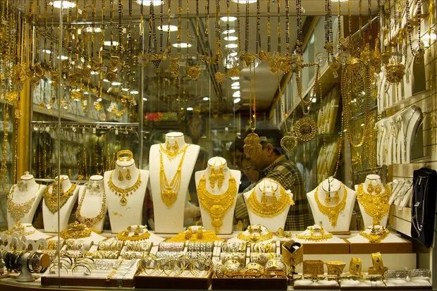 کاهش شدید قیمت طلا هر گرم ۱۸ عیار به ۲۵ میلیون و ۷۹۷ هزار تومان رسید