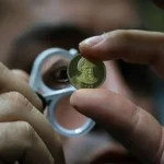 کاهش قیمت دلار و طلا آیا روند نزولی ادامه دارد