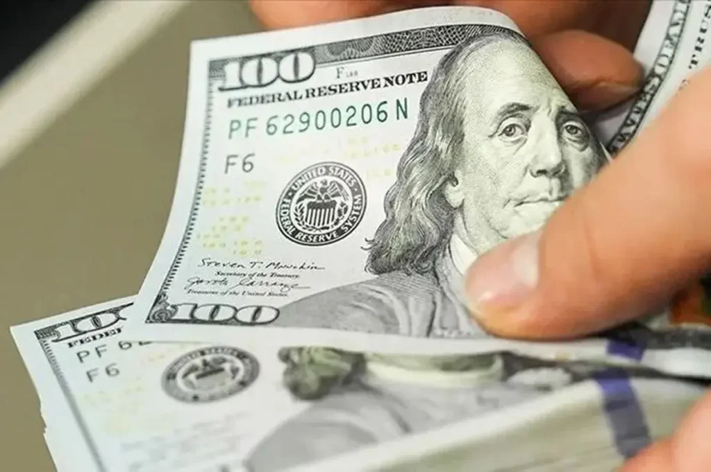 کاهش ۱۳ هزار تومانی قیمت دلار آزاد در بازار امروز