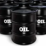 کاهش ۲ درصدی قیمت نفت جهانی با احتمال کاهش تحریم های روسیه