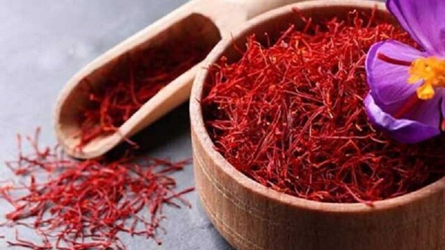 کاهش ۴۰ درصدی صادرات زعفران ایران و چالش های آن