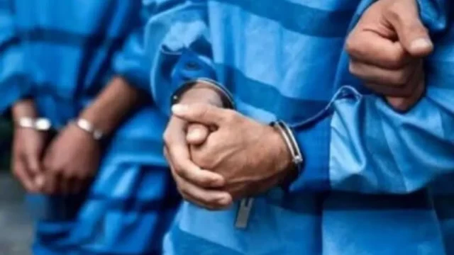 مهمانی شبانه غیرمجاز در باغ های حاشیه سبزوار ۴۰ نفر دستگیر شدند